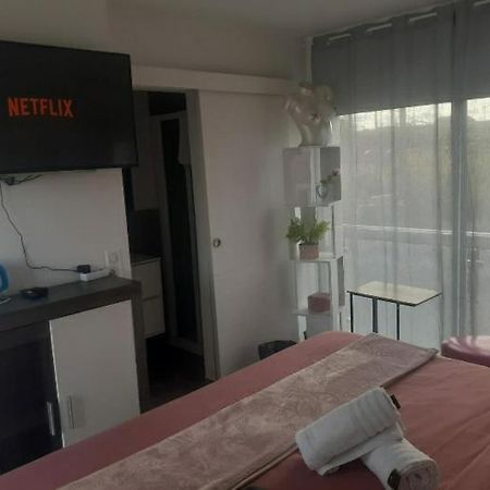 Love Room Seduction Tremblay-en-France Bagian luar foto